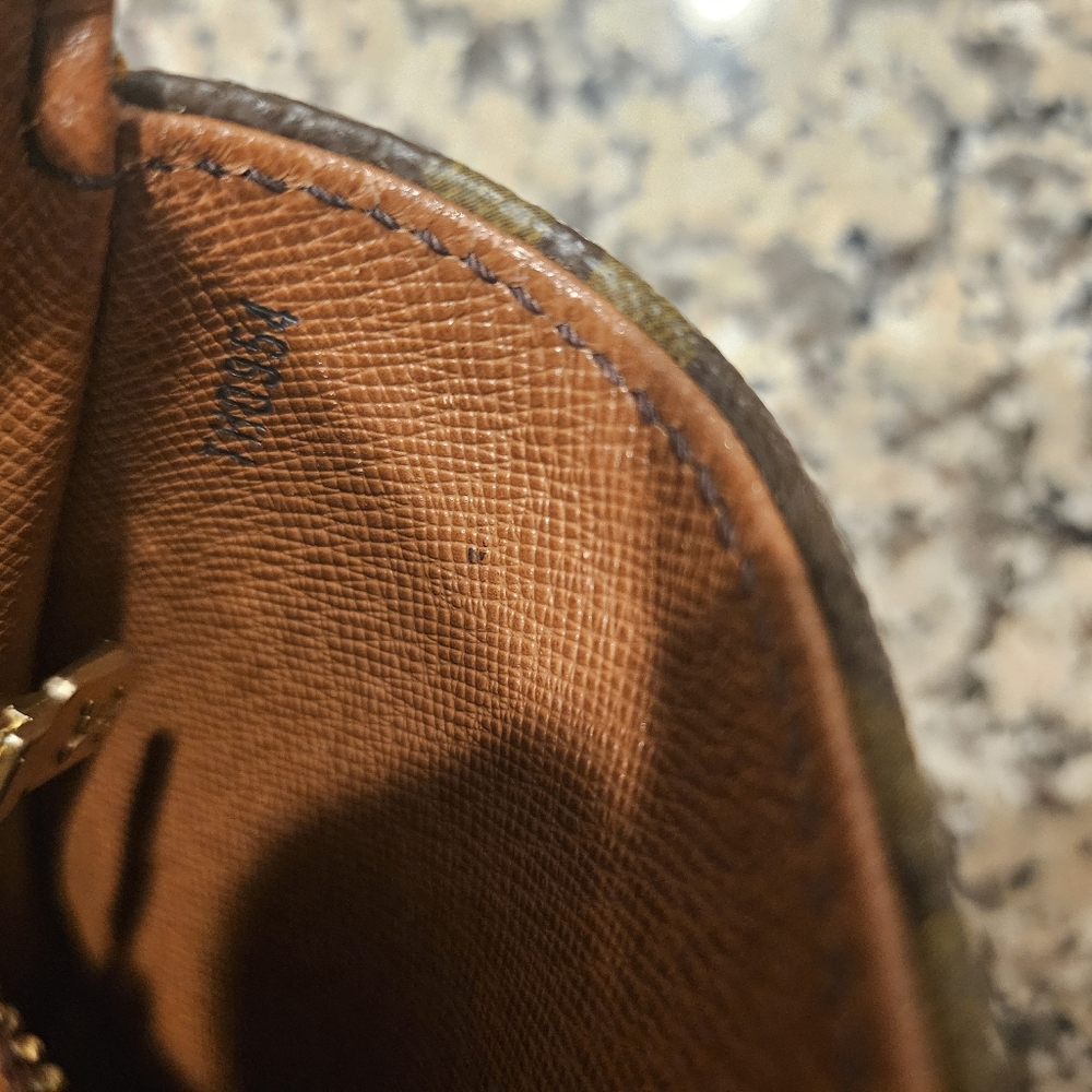 Louis Vuitton Brown and Tan Monogram Bag - Picture 6 of 12